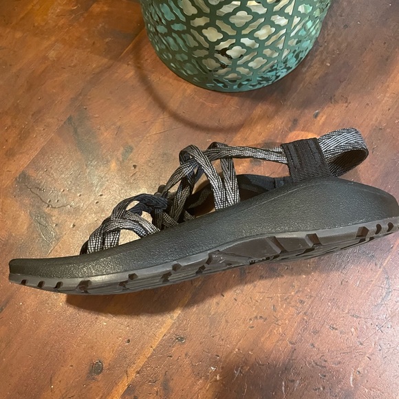 Chaco womens sandals. Like new in box. - Picture 7 of 8